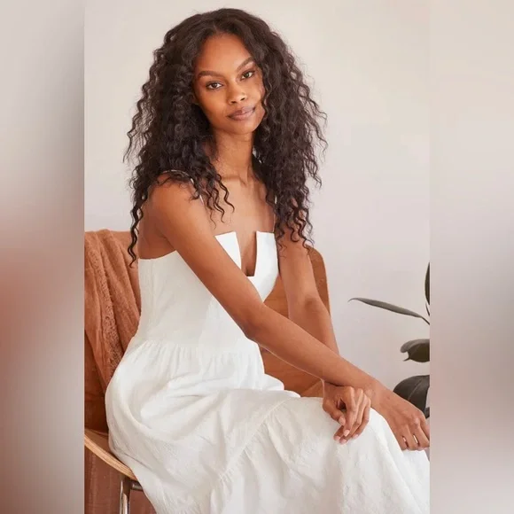 NWT Lulu’s Simplicity and Sweetness White Sleeveless Tiered Midi Dress Wedding - Picture 2 of 15